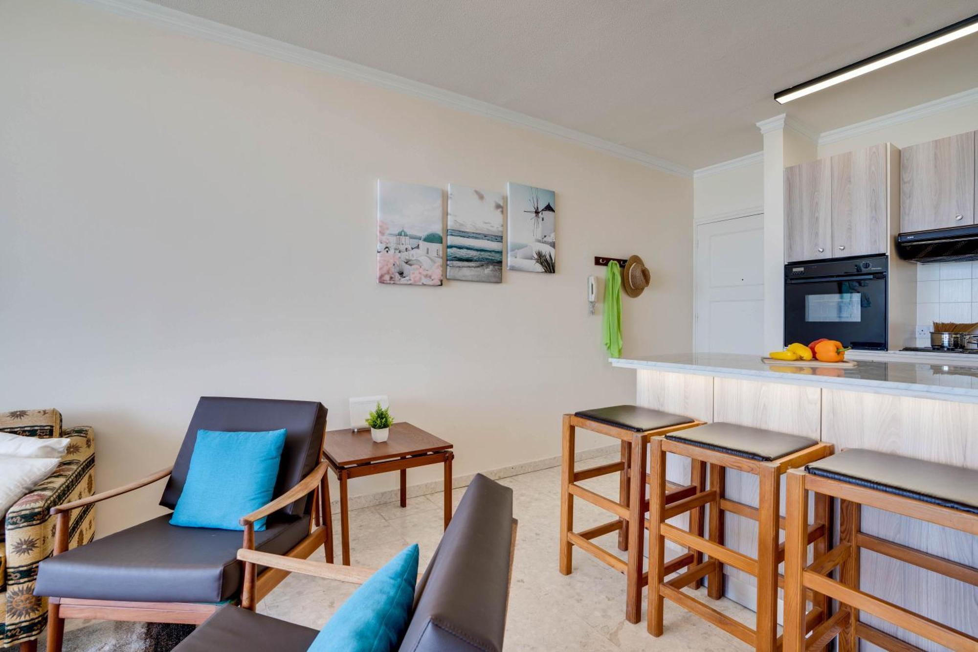 Makenzy Sandy Beachfront Paradise Larnaka Exterior foto